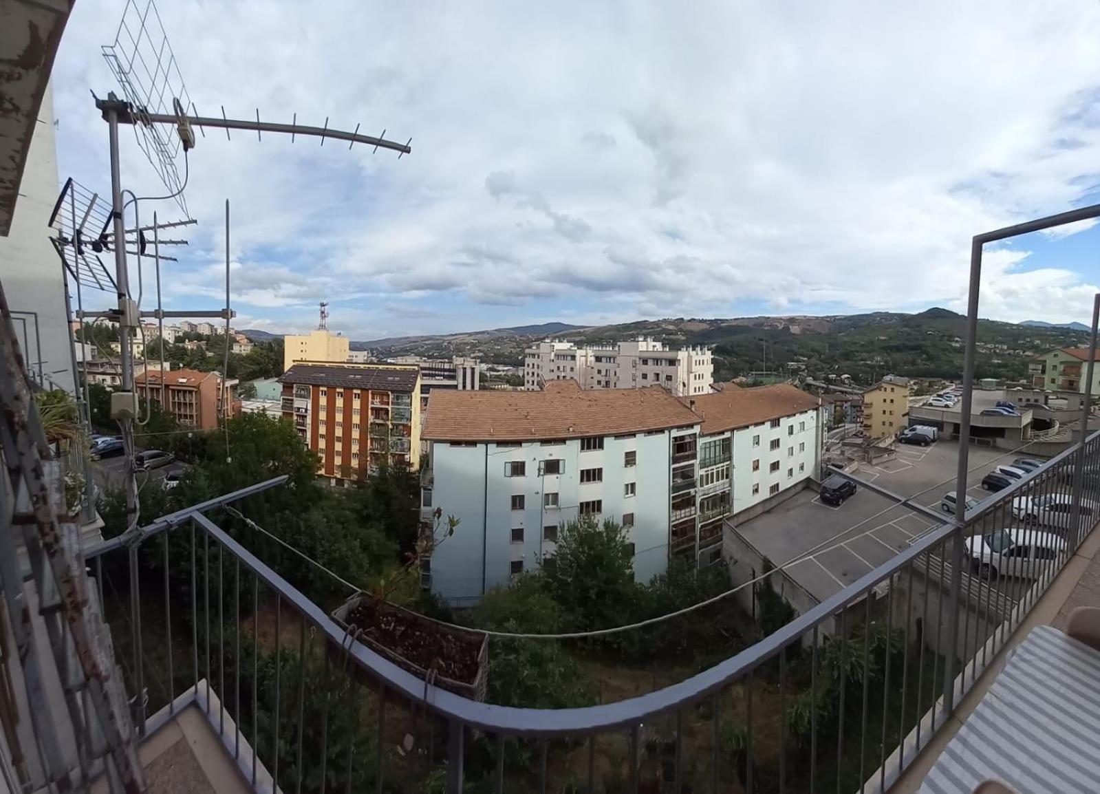 My Family Intero Appartamento Con Parcheggio Privato Potenza Eksteriør bilde